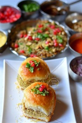  Dabeli: Ein würziges Streetfood-Abenteuer mit süßen und knusprigen Noten!